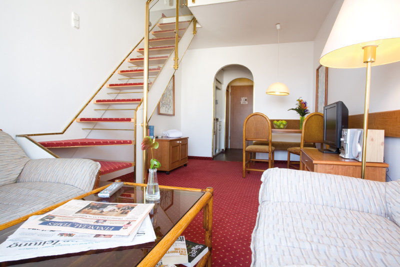 Living Hotel Nurnberg Eksteriør billede